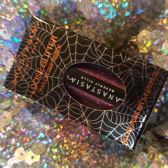 🧚‍♀️PHANTOM Anastasia DISCONTINUED Halloween Glitter NWT - Picture 2 of 5